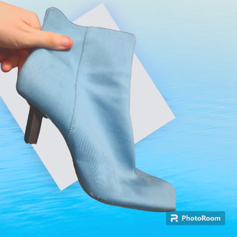 Zara turquoise blue ankle booties with pencil heel